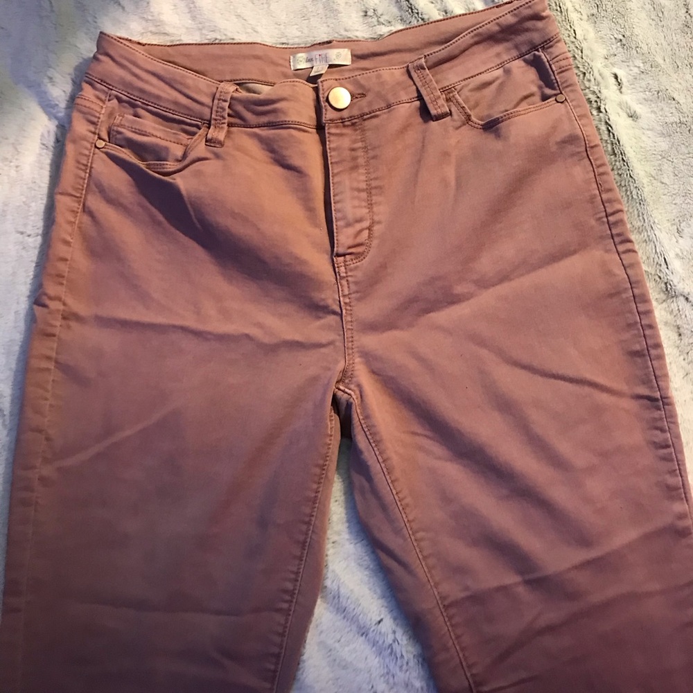 Mauve Colored Skinny Jeans